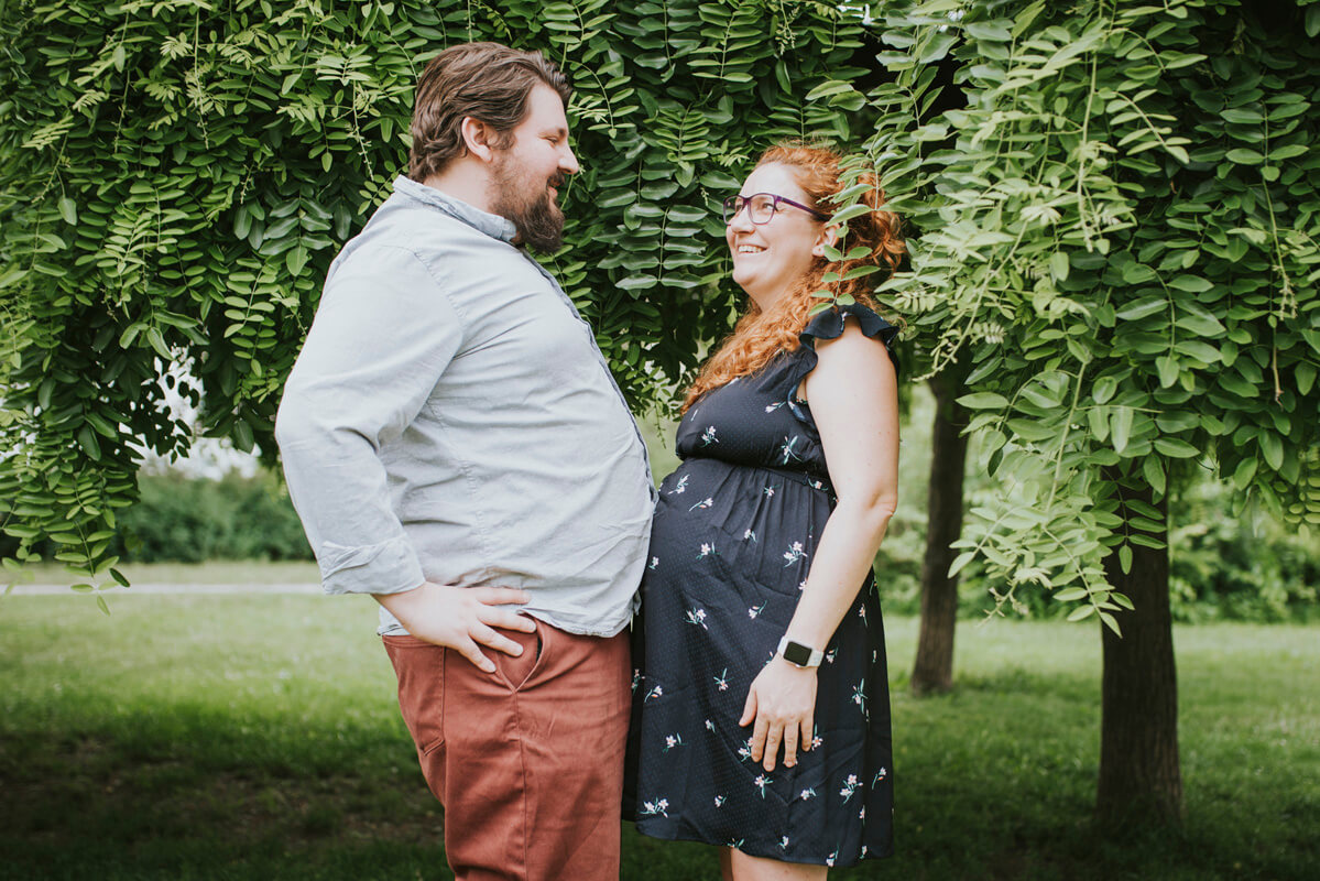 babybauch fotoshooting im schweizer garten wien (Bilder © Markus Maierhofer)