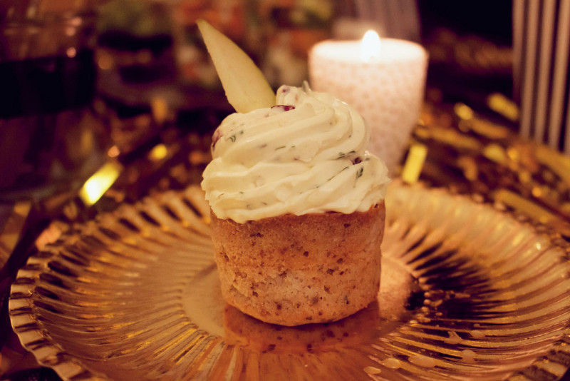 gorgonzola-birnen-muffins mit cranberry topping {oscar buffet 2016}